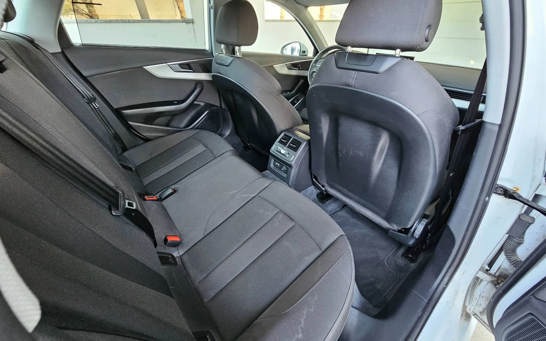 Notranja slika - Audi A4 Avant - TDI S-LINE |KAMERA|TEMPOMAT|AMBIENT|B O|TOP|NAVI| - 11