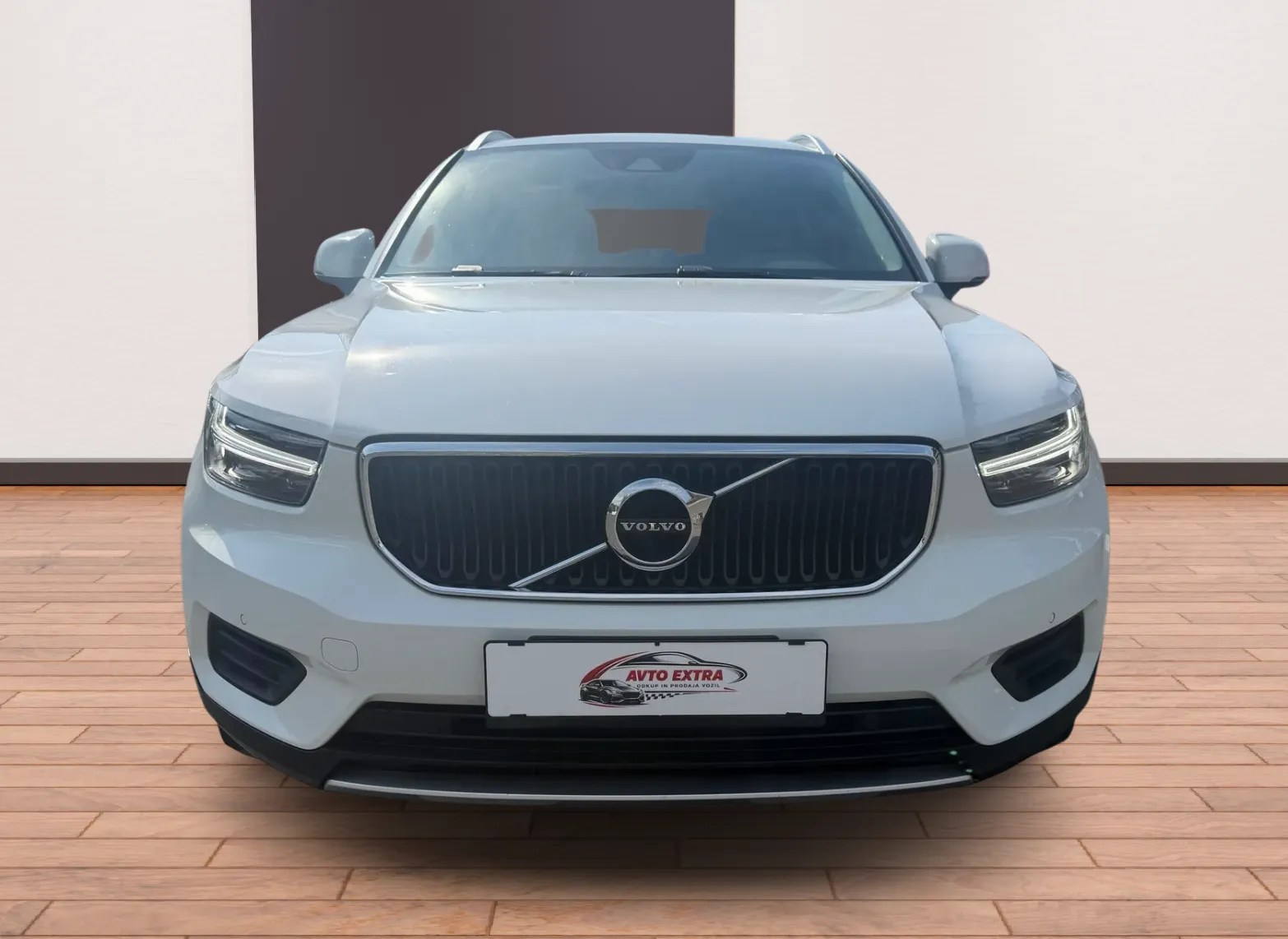 Zunanja slika - Volvo XC40 - D3 AWD Avt. - 2