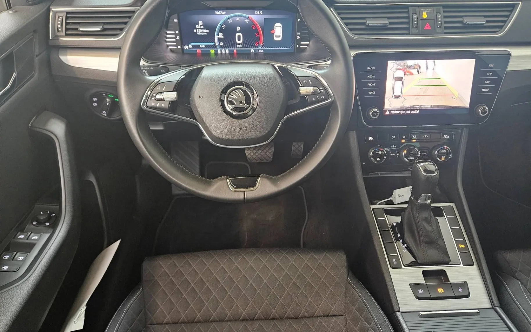 Zunanja slika - Škoda Superb - 2.0 TDI Ambition Combi DSG 110 kW - 6