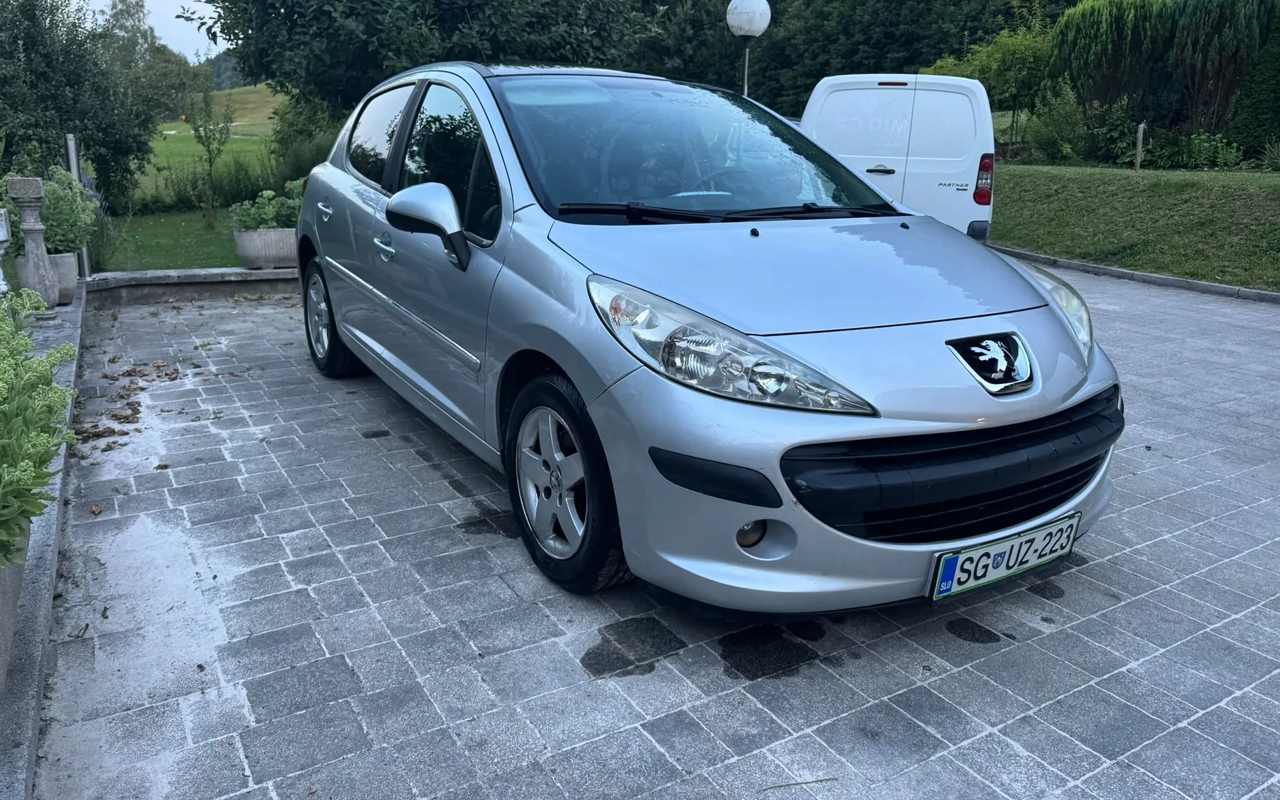 Zunanja slika - Peugeot 207 - SW Trendy 1,4 VTi - 3