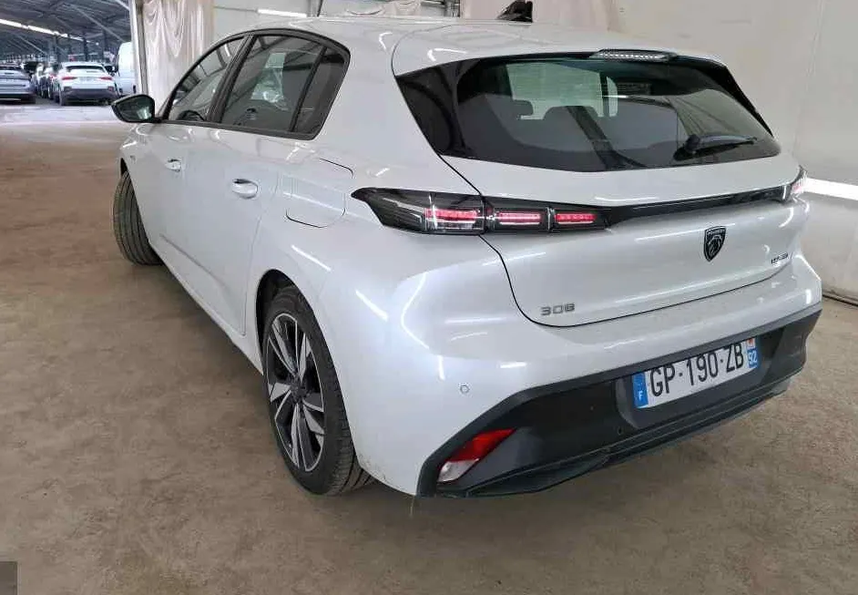 Zunanja slika - Peugeot 308 - 1.6 PHEV 133 KW  Pack Avt.NAVI.43.OOO KM - 2