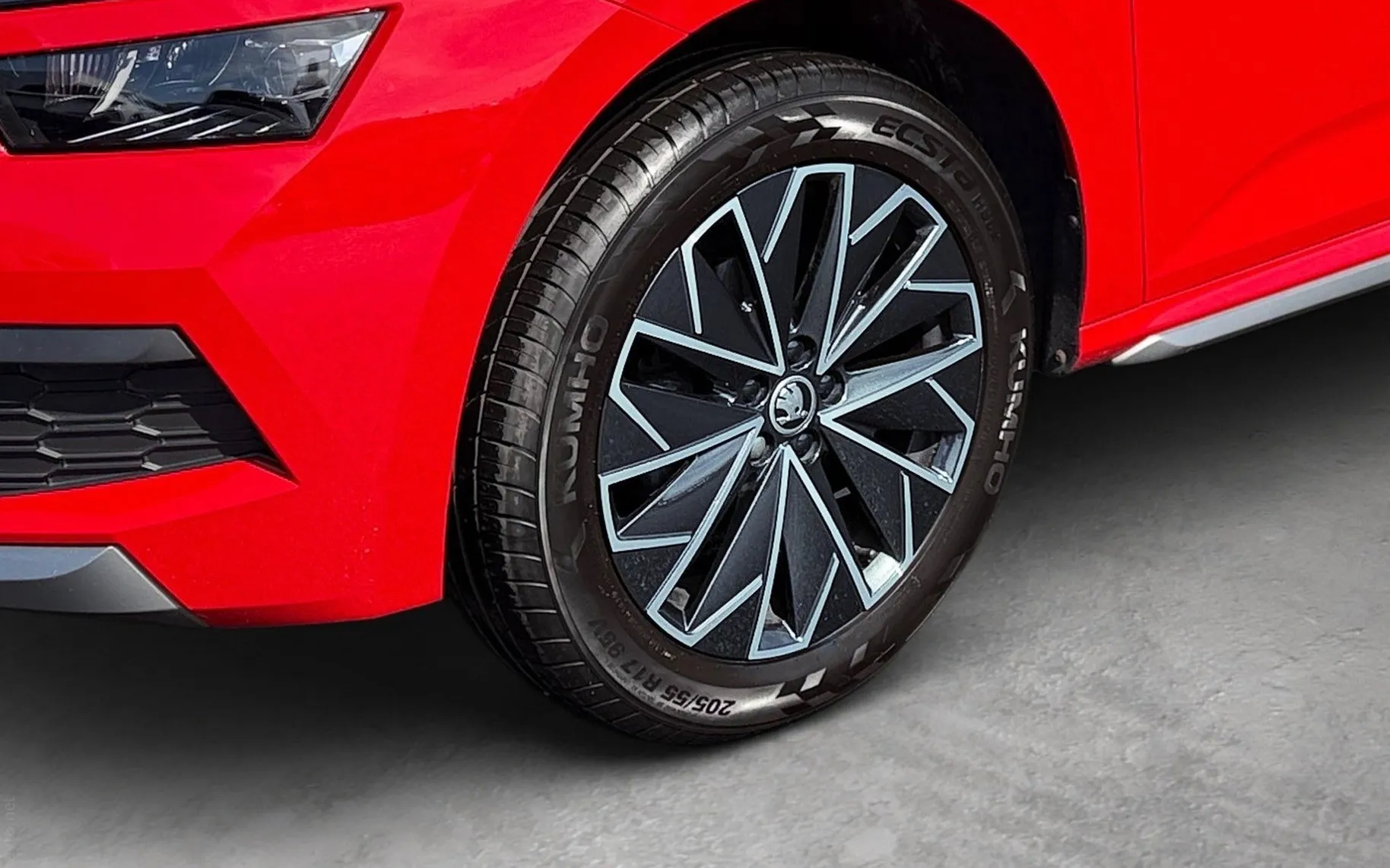 Zunanja slika - Škoda Kamiq - 1.5 TSI Style-SLO-Full LED-Vlečna kljuka-AppConnec - 6