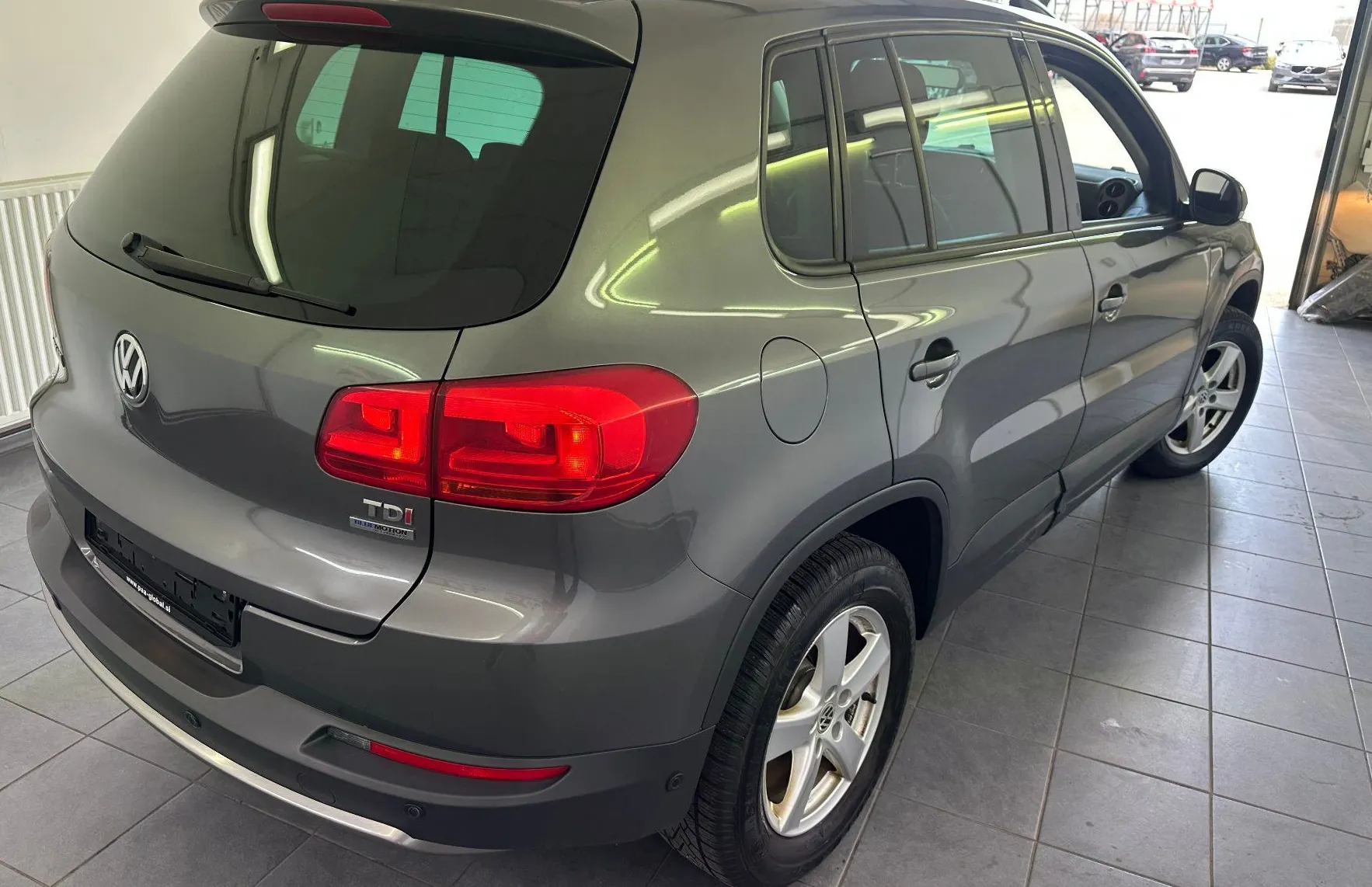 Zunanja slika - Volkswagen Tiguan - 2.0 TDI BMT Trend Fun.SLOVENSKI.SAMO 179.000 KM - 12