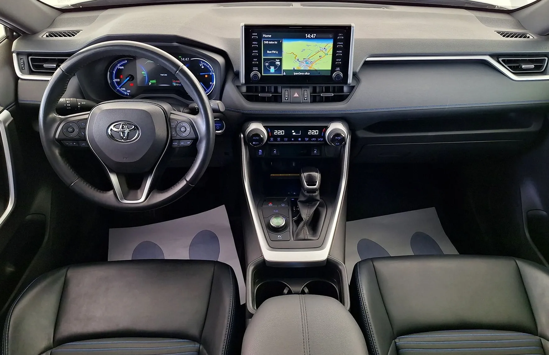 Zunanja slika - Toyota RAV4 - Hybrid AWD 2.5 Style •SLO•NAVI•KAMERA•PDC•... - 10