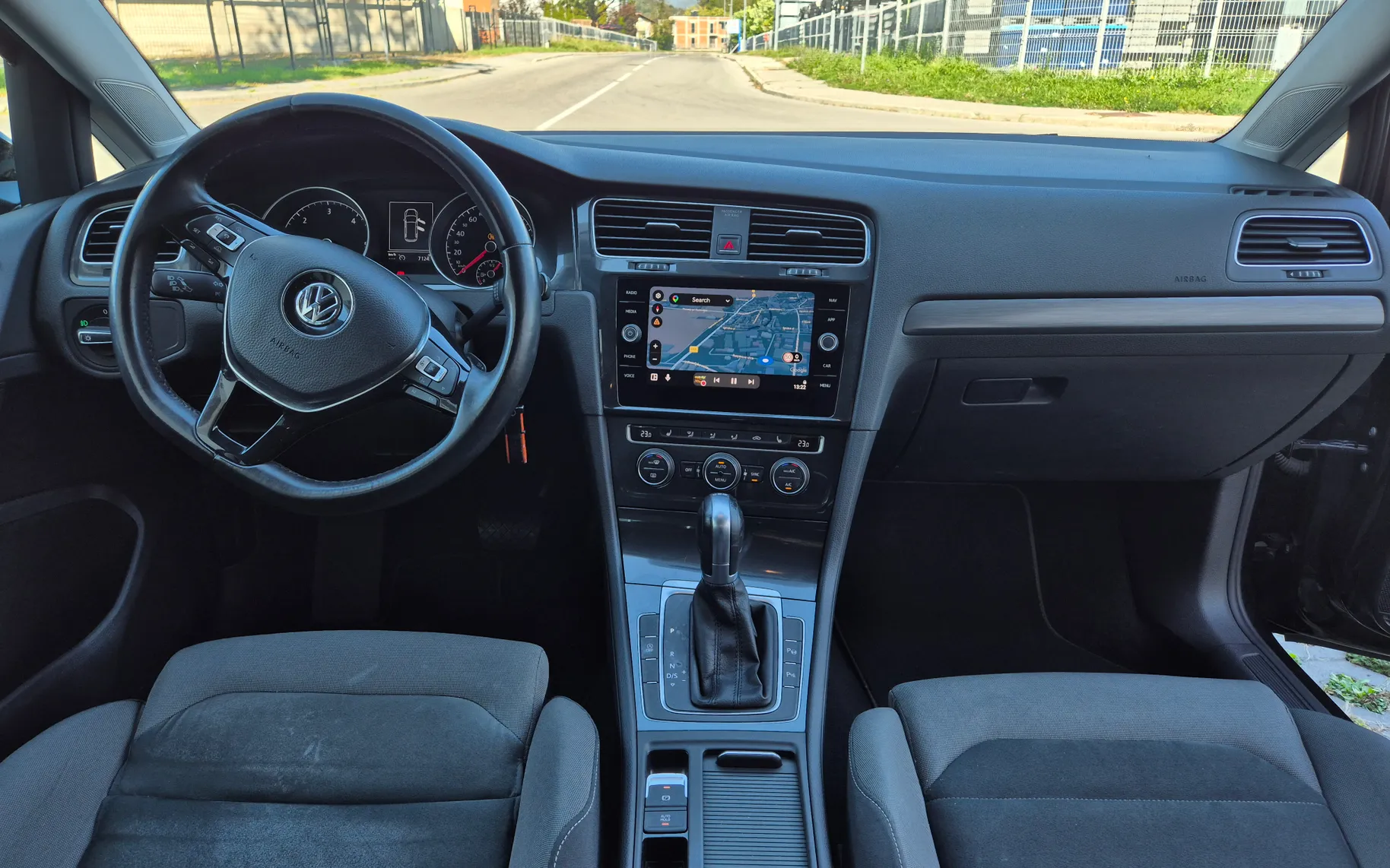 Notranja slika - Volkswagen Golf - Variant 1,6 TDI BMT Comfortline DSG - 5