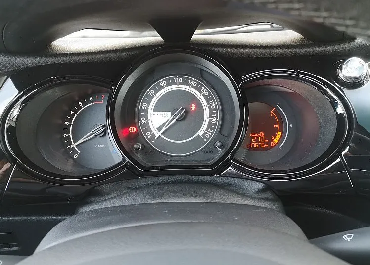 Zunanja slika - Citroën C3 - Exclusive PureTech 82 BVM - 11