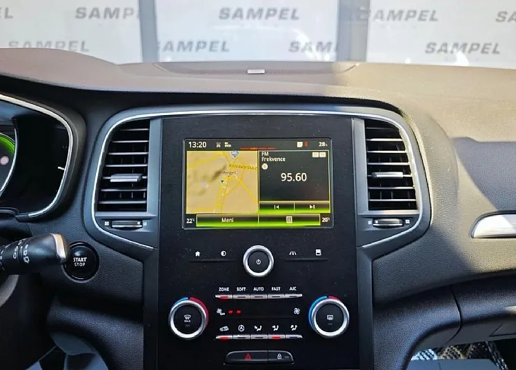 Zunanja slika - Renault Mégane - Megane dCi 110 BOSE - LED - MASAŽA - AKT. TEMP. - SLO - 13