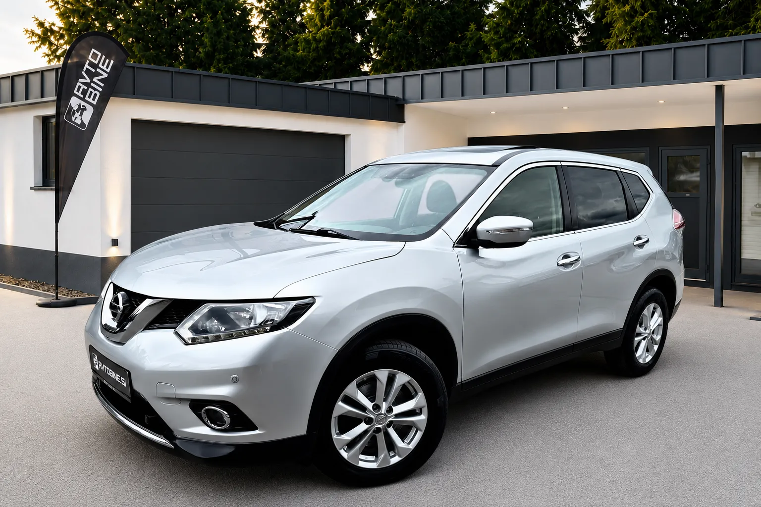 Zunanja slika - Nissan X-Trail - 1.6 DCI 7SEDEŽEV-PANO-LED-GARANCIJA-KOT NOV - 1