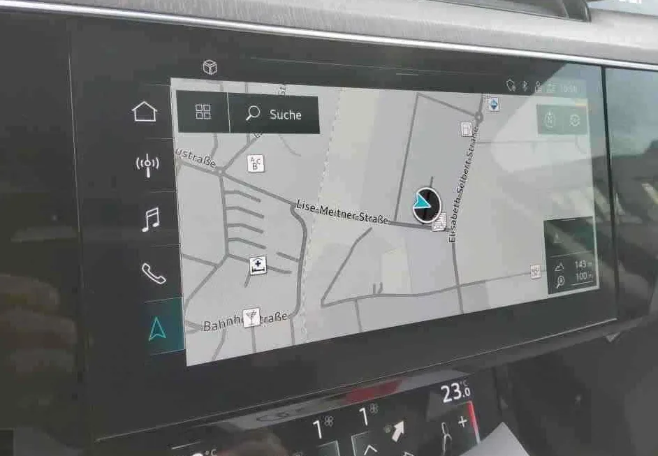 Zunanja slika - Audi e-tron - 55 quattro Advanced.NEMŠKI.PANORAMA.KLJUKA.USNJE - 17