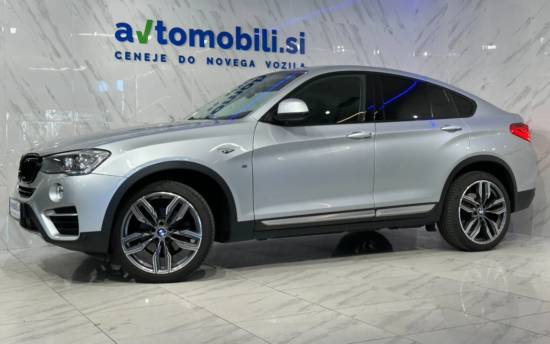 Zunanja slika - BMW serija X4: - xDrive20d |xLine|ACC|Kamera|HUD|Memory|Harman| - 3