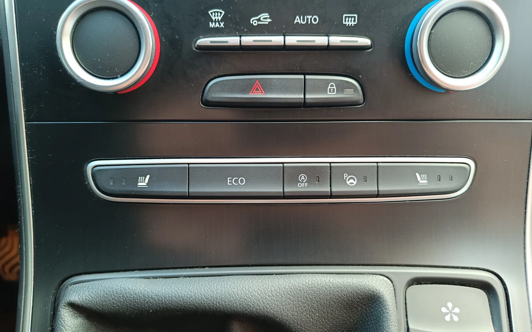 Notranja slika - Renault Scénic - Grand  dCi 130 Energy Edition One - 10