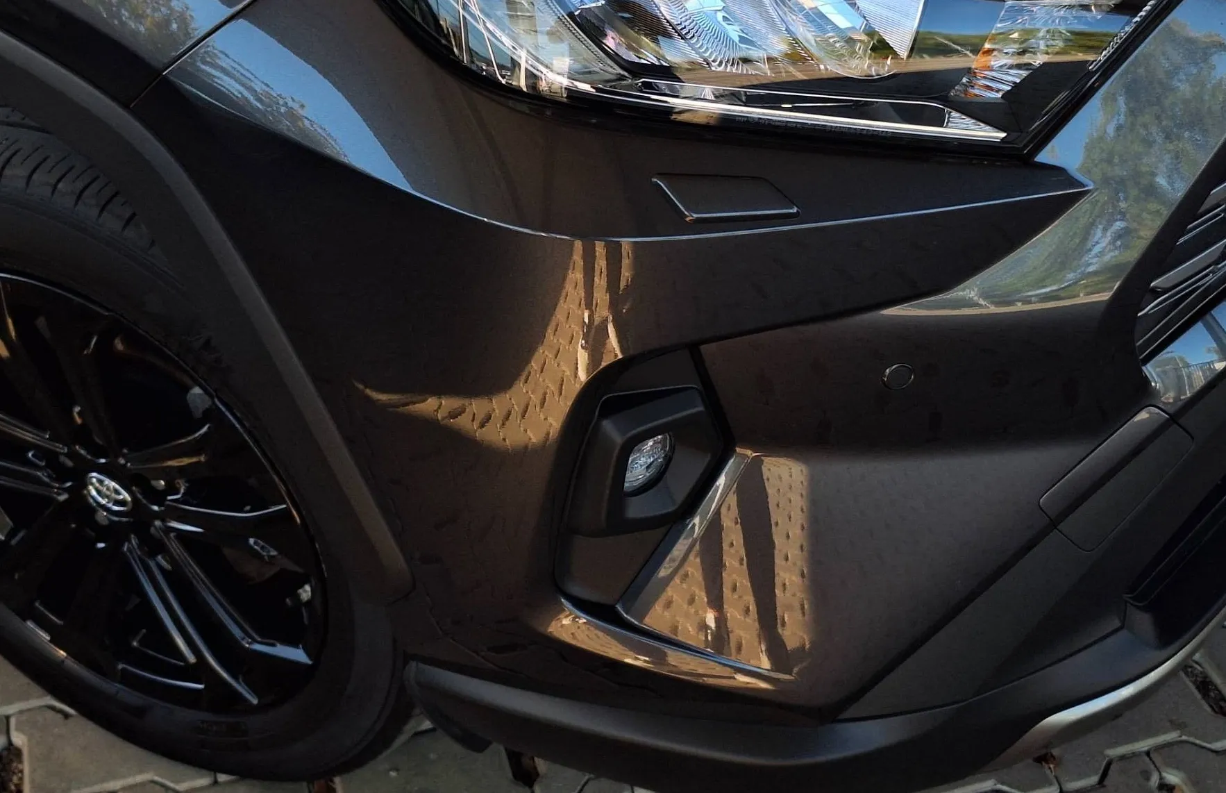 Zunanja slika - Toyota RAV4 - Hybrid AWD 2.5 Elegant Tech Winter Pack•VL.KLJUKA• - 7