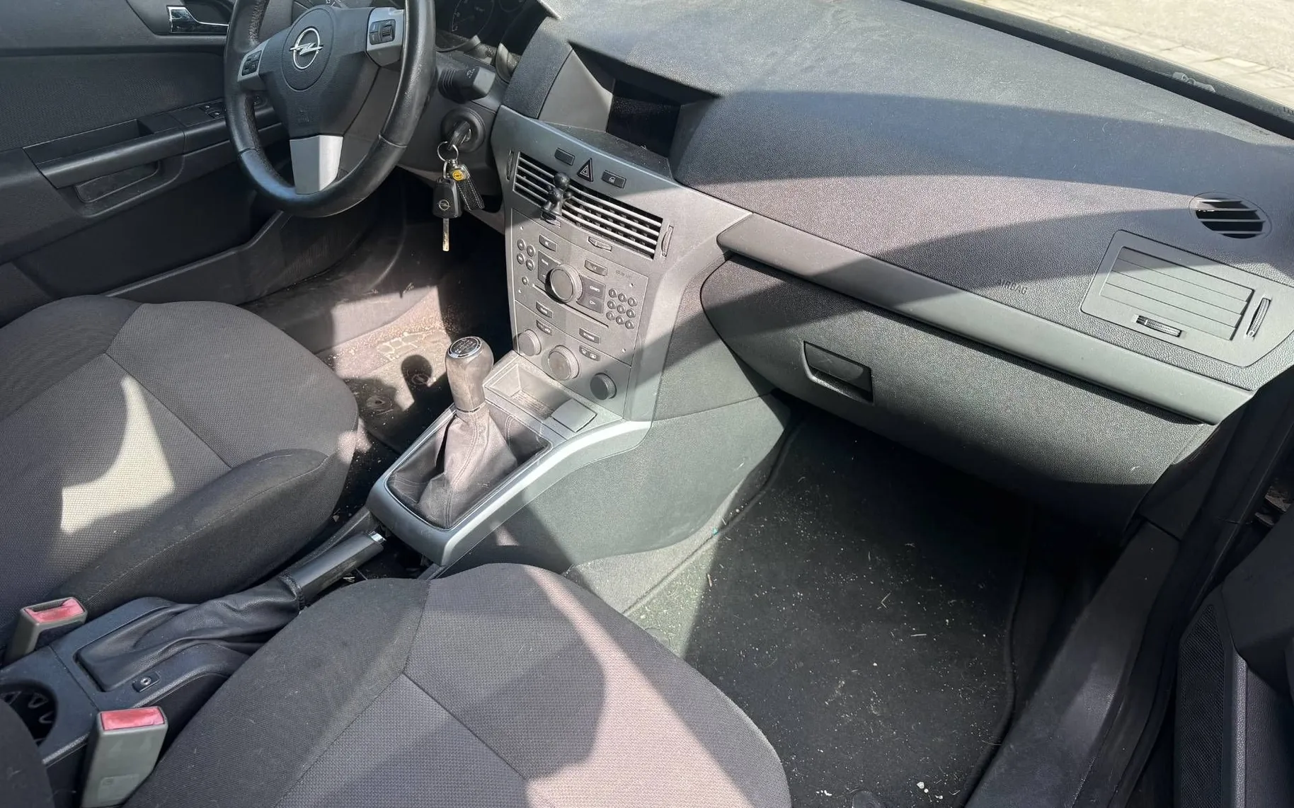 Zunanja slika - Opel Astra - 1.4 16V Enjoy-ROPOT V MOTORJU - 5