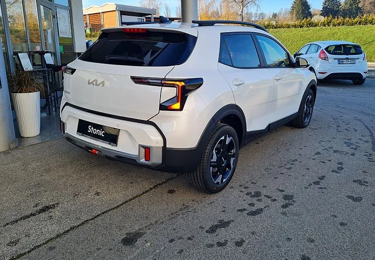 Zunanja slika - KIA Stonic - 1.0 T-GDi 74 kW  100 KM  EX PULSE - novi model - 5