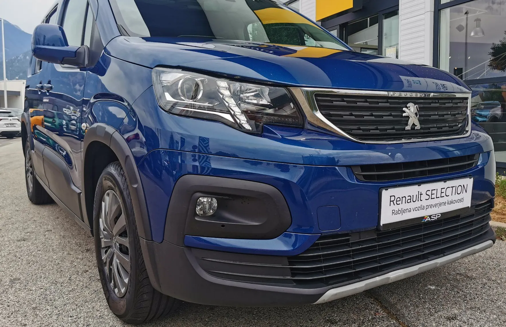 Zunanja slika - Peugeot Rifter - 1.5 HDi L1 AUT. - 9