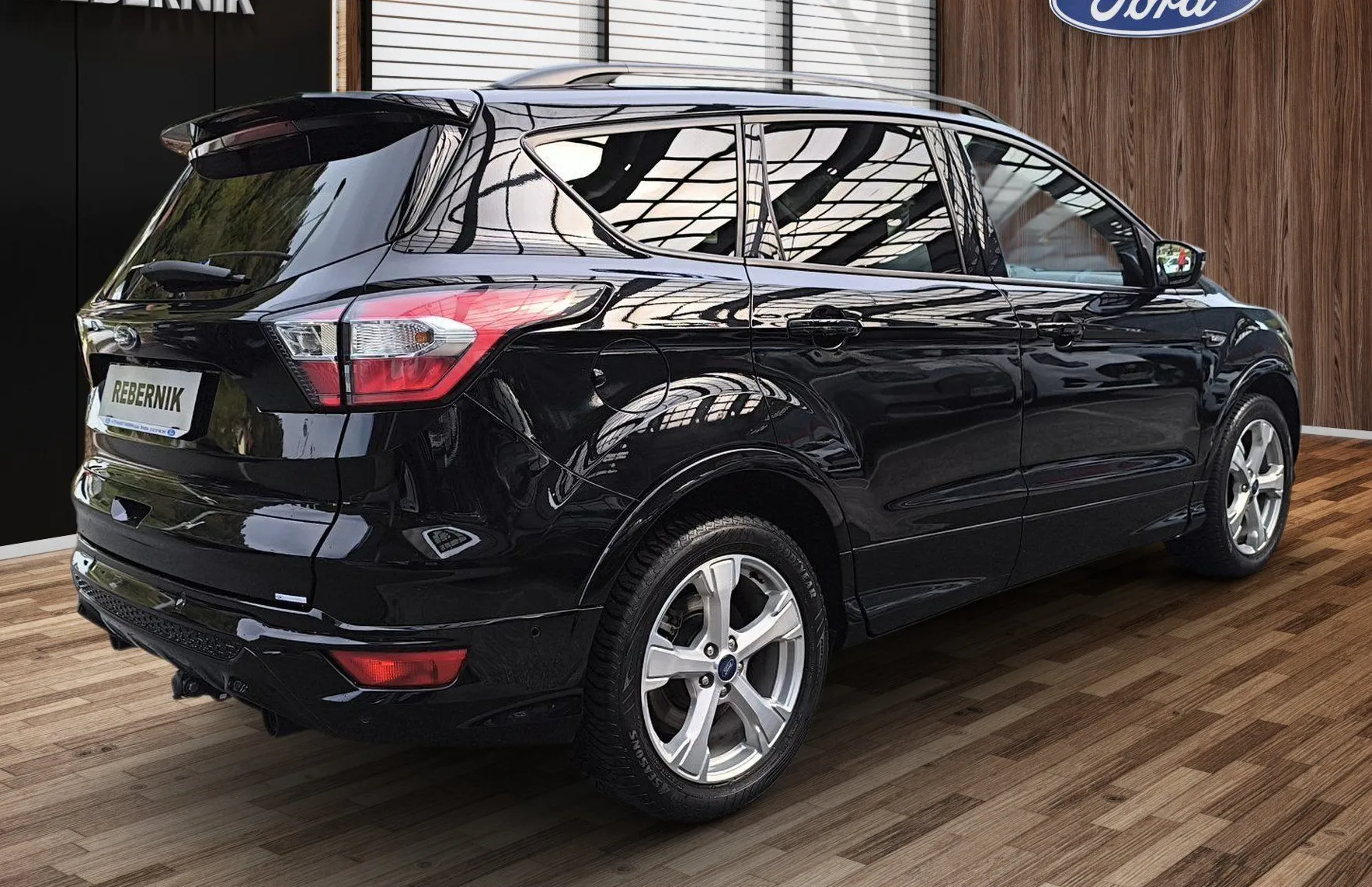 Zunanja slika - Ford Kuga - 4x2 1.5 EcoBoost M6 ST-Line - 2.LAST.- FULL OPREMA - 4