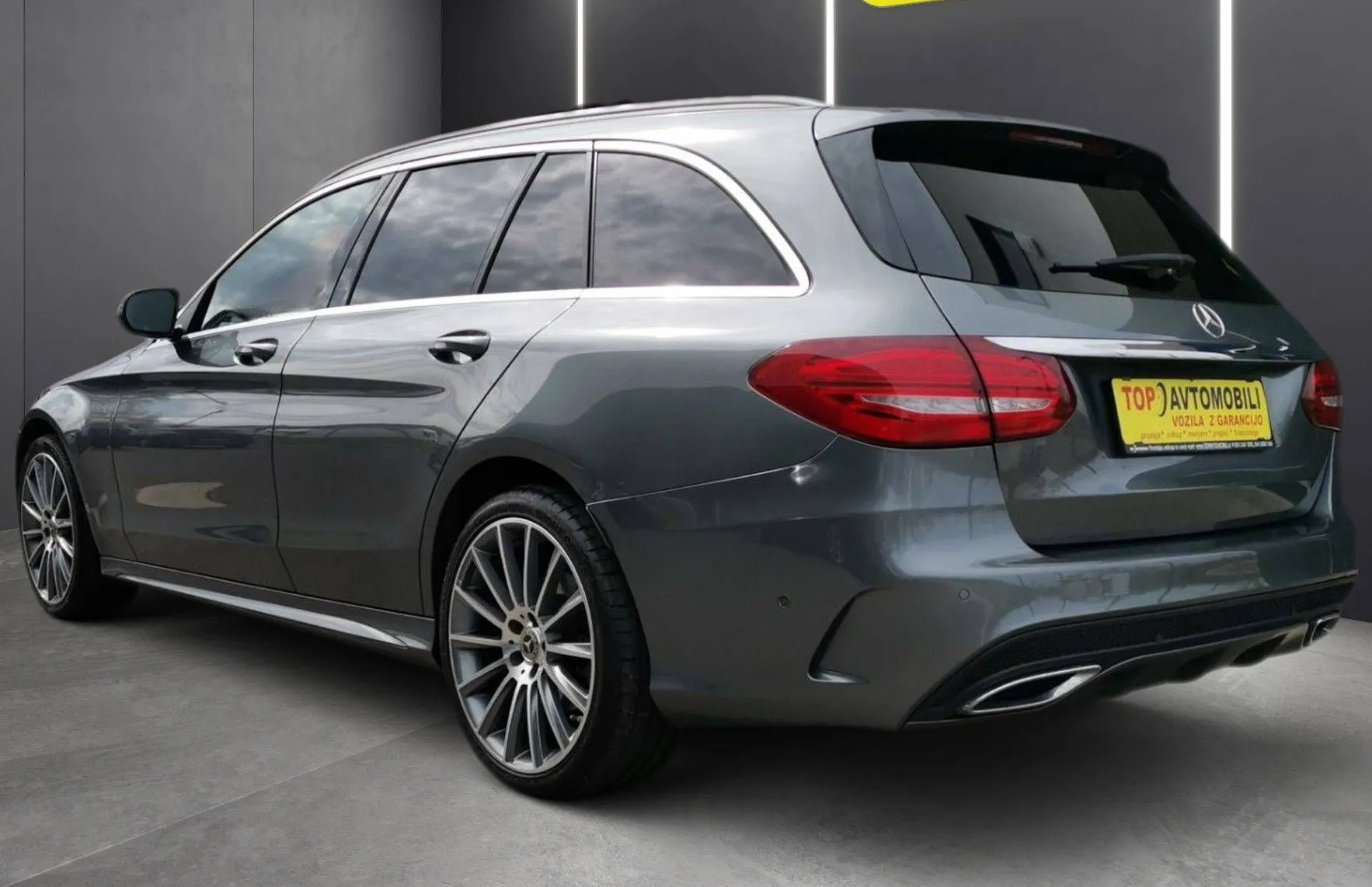 Zunanja slika - Mercedes-Benz C-Razred - C 220 d AMG LINE LED PDC KAMERA NAVI PANORAMA TO.. - 3