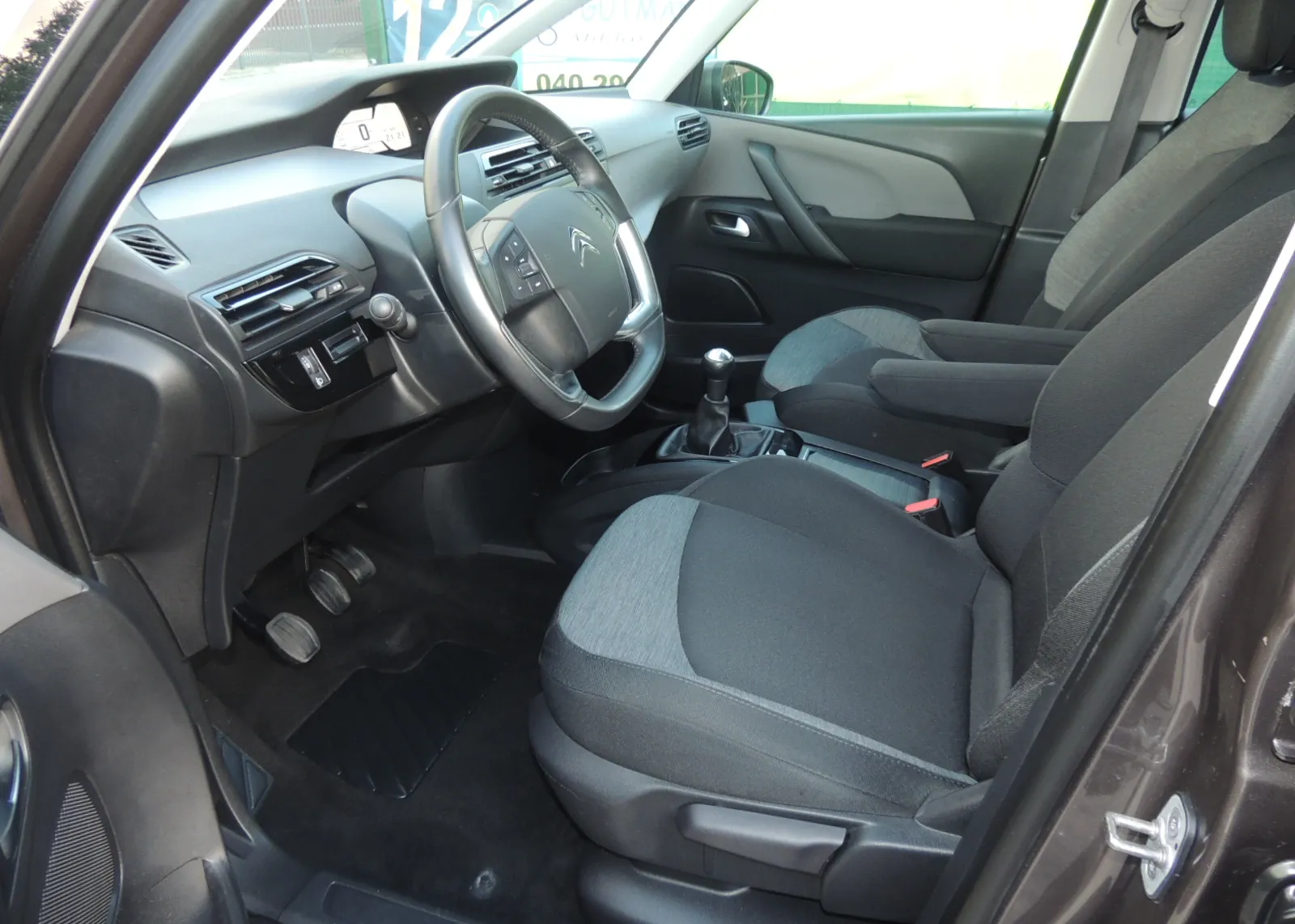 Zunanja slika - Citroën C4 - C4 - 8