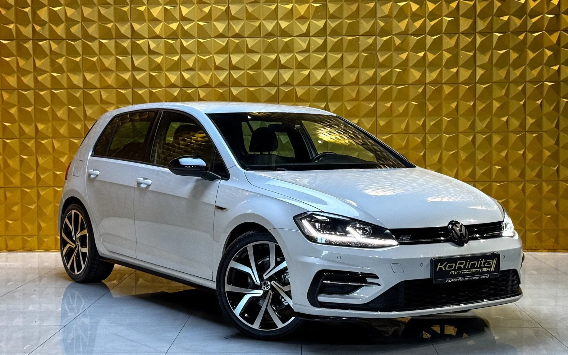 Zunanja slika - Volkswagen Golf - 1.6 TDI R Line-LED-TEMP-PDC-MULTIFUNKCIJA - 3