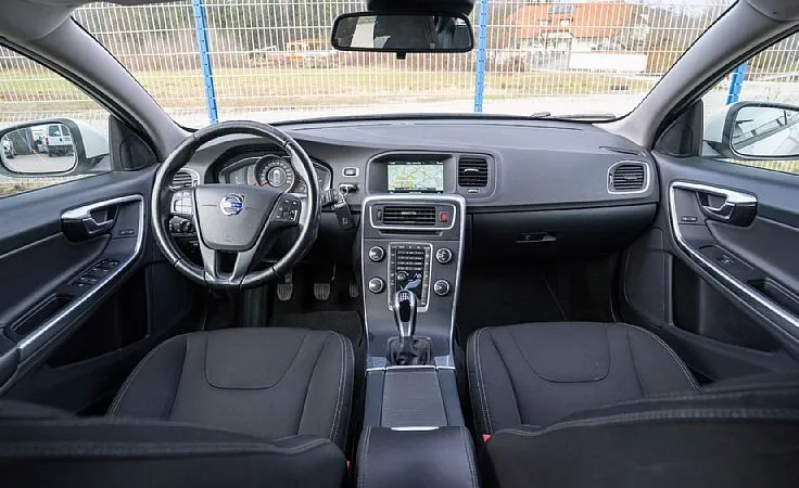 Zunanja slika - Volvo V60 - D4 A Business - 9