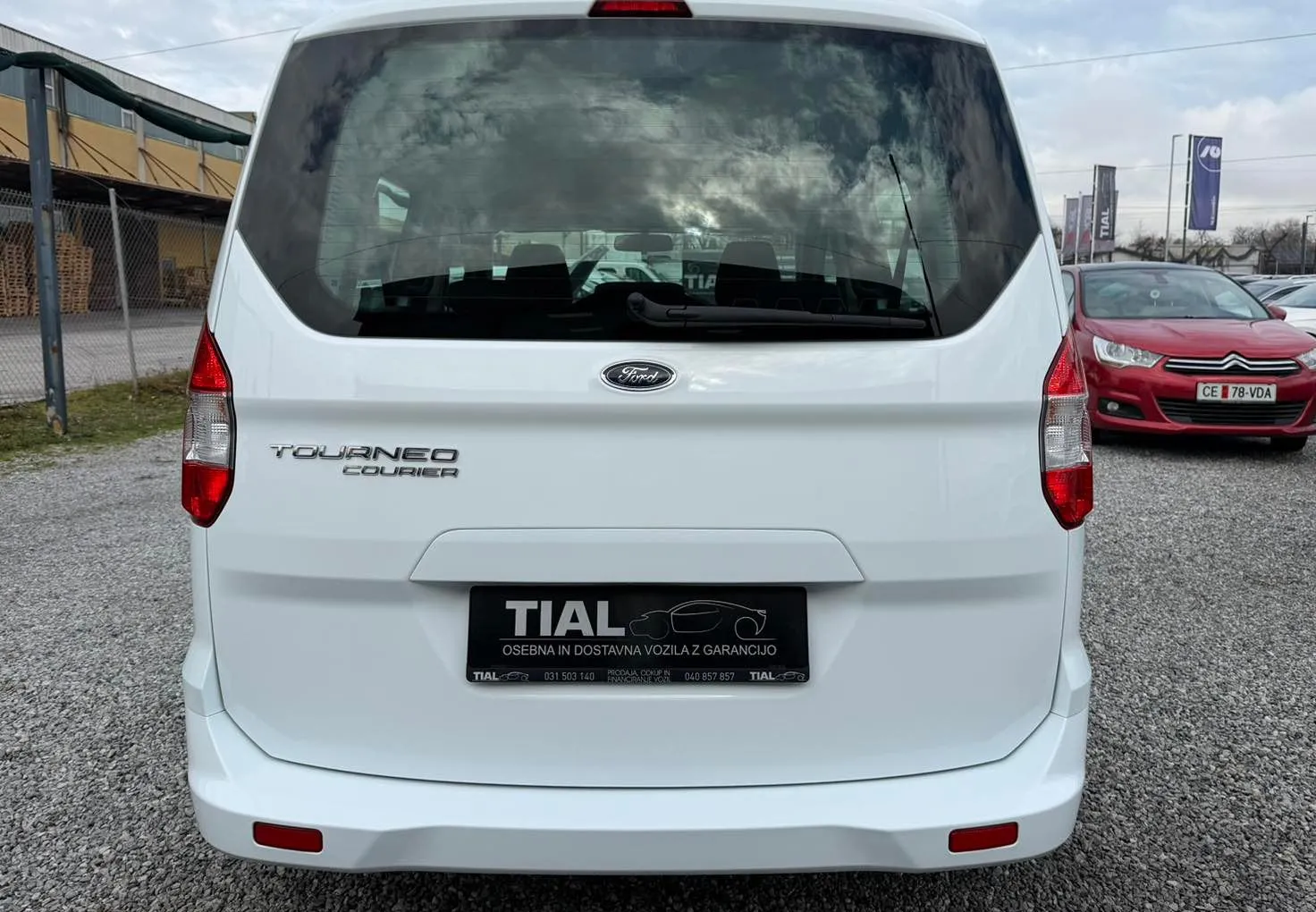 Zunanja slika - Ford Tourneo - Courier 1.5 0DCI 2X DRSNA-KLIMA-OD 93-139000KM-VEC VOZIL - 3