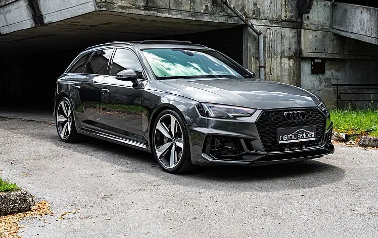 Zunanja slika - Audi RS4 Avant - 2.9 TFSI - Keramika - B O - 20COL - Matrix - 1