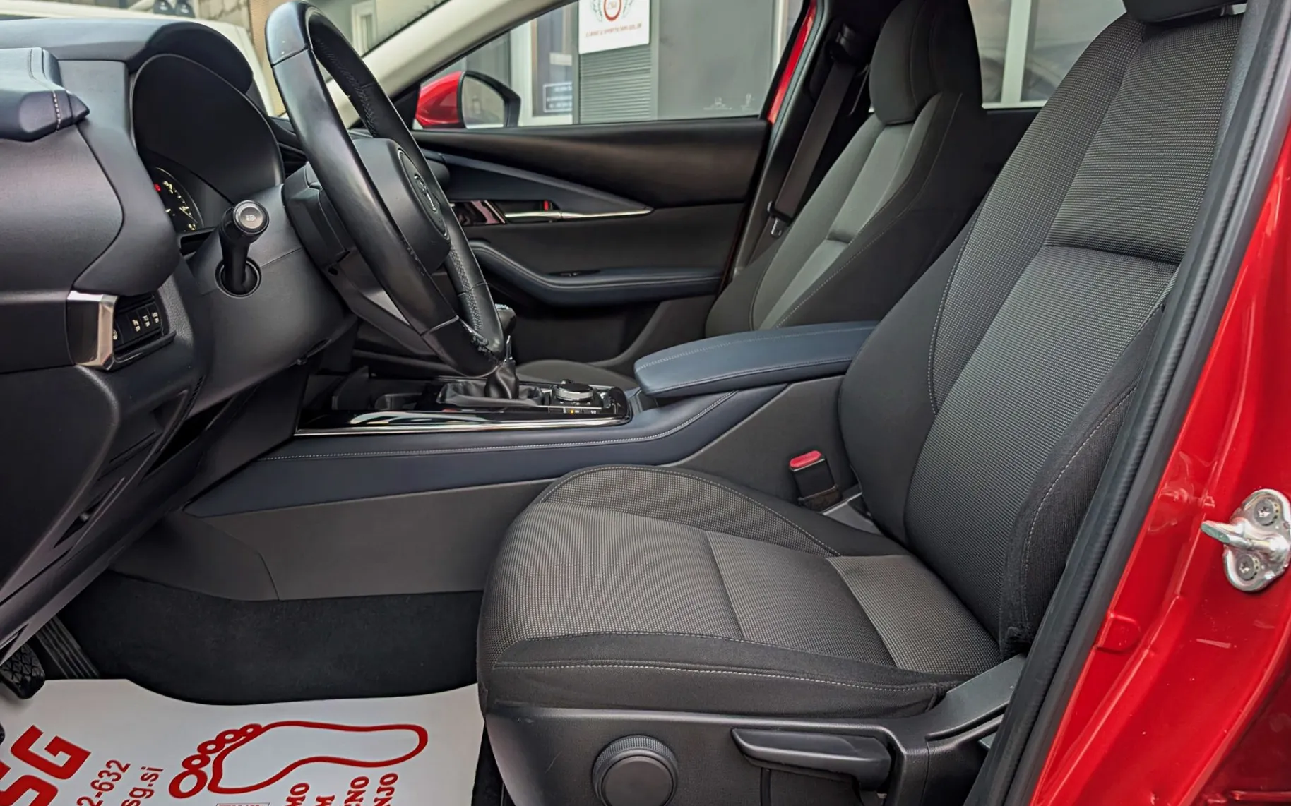 Zunanja slika - Mazda CX-30 - X180 GT 1.LASTNIK|MATRIX|KEYLESS|KAMERA|GR. SEDEŽEV|18 COL - 9