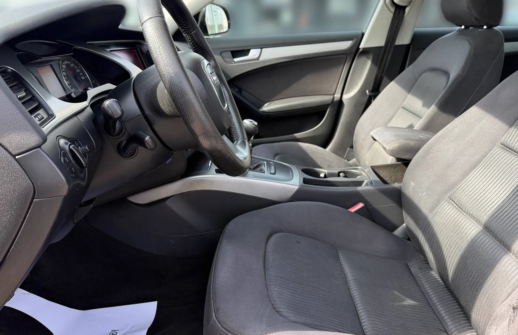 Zunanja slika - Audi A4 - 2.0 TDI SLOVENSKI BI-XENON TEMPOMAT PDC MEGLENKE . - 14