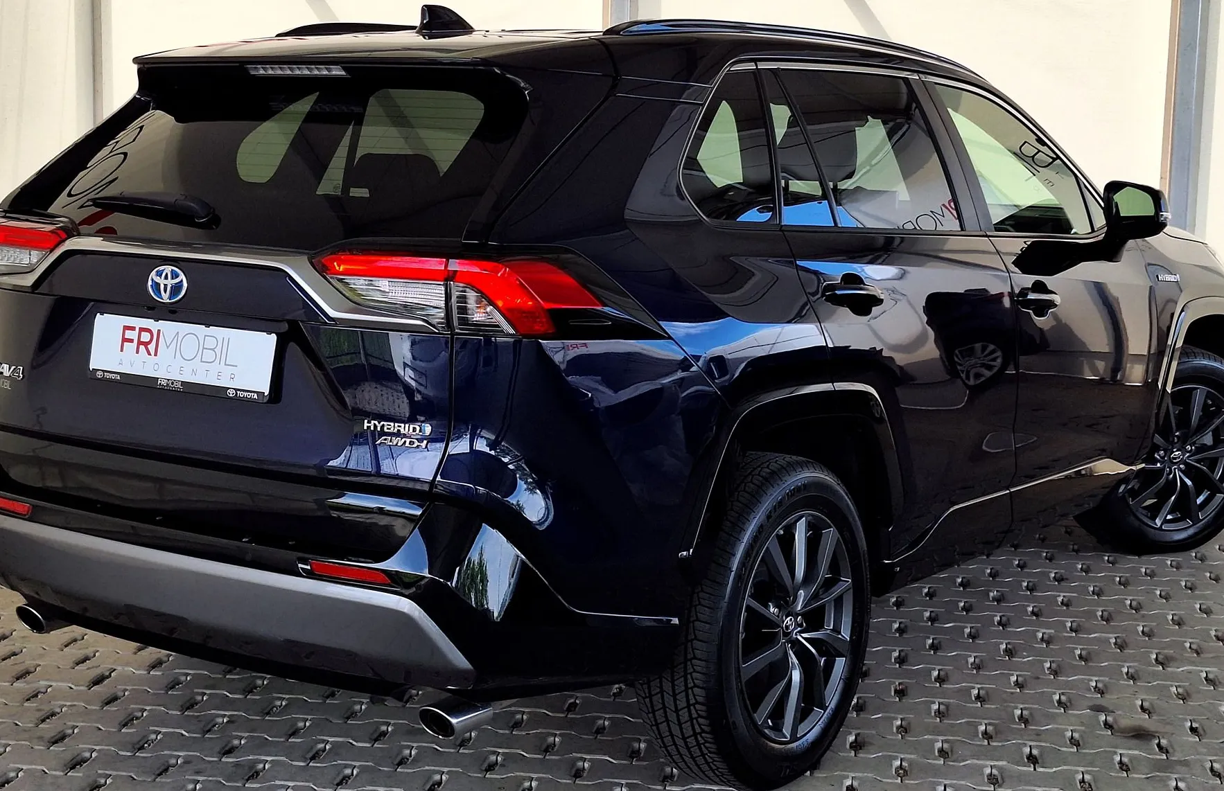 Zunanja slika - Toyota RAV4 - Hybrid AWD 2.5 Style•NAVI•KAMERA•PDC•ALU18COL• - 3
