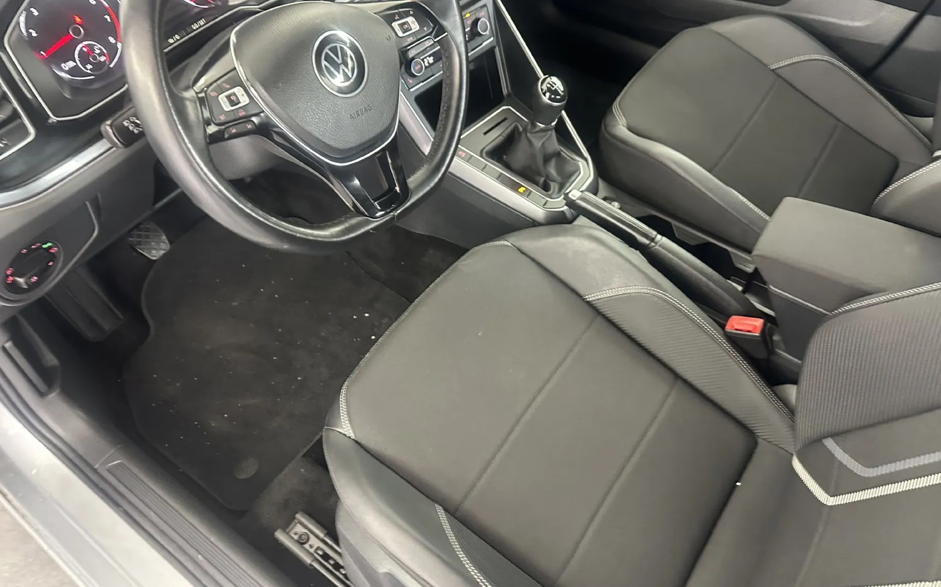 Zunanja slika - VW Polo - Highline 1.0 TSI 70kW.NEMŠKI+4ALU.NAVI.LED.USNJE - 17