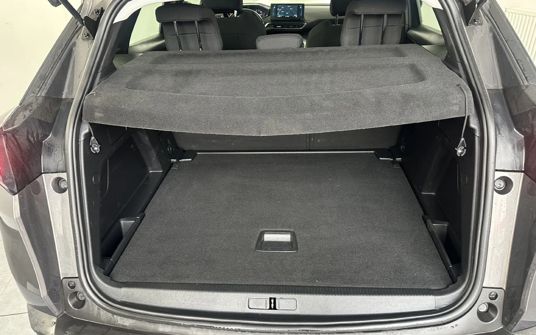Zunanja slika - Peugeot 3008 - 1.5 BlueHDi 130 EAT8 Active.KAMERA.NAVI.ALU.2022 - 18