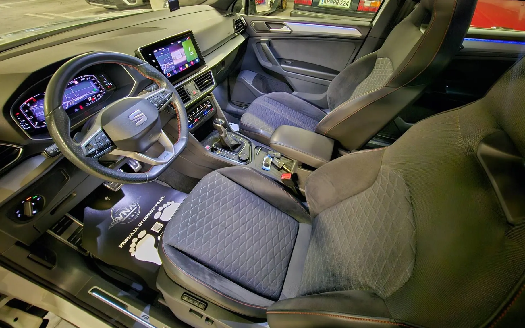 Notranja slika - Seat Tarraco - 2.0 TDI FR DSG |PANO|WEBASTO|KLJUKA|BLIS|ALU20|TOP - 7
