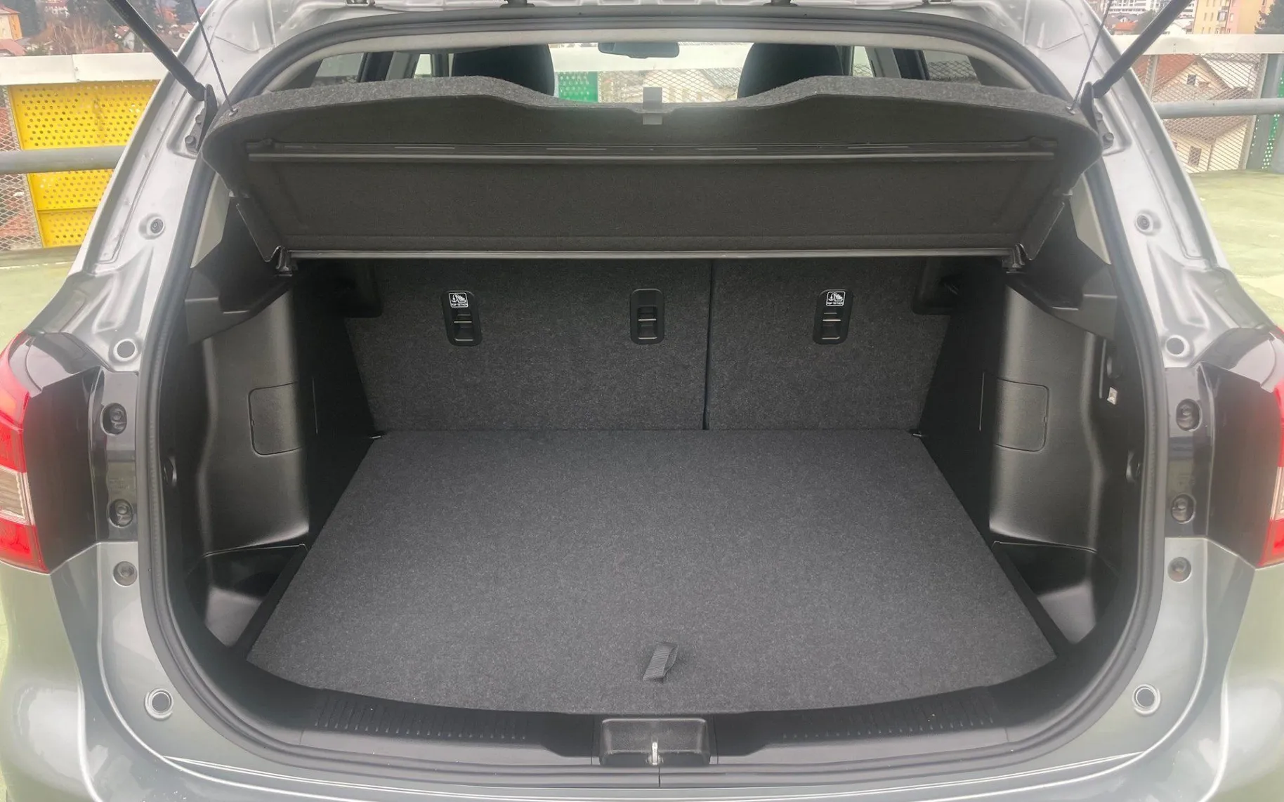 Zunanja slika - Suzuki S-Cross - SX4 1.4 BOOSTERJET HYBRID.NEMŠKI.KAMERA.LED.. - 7