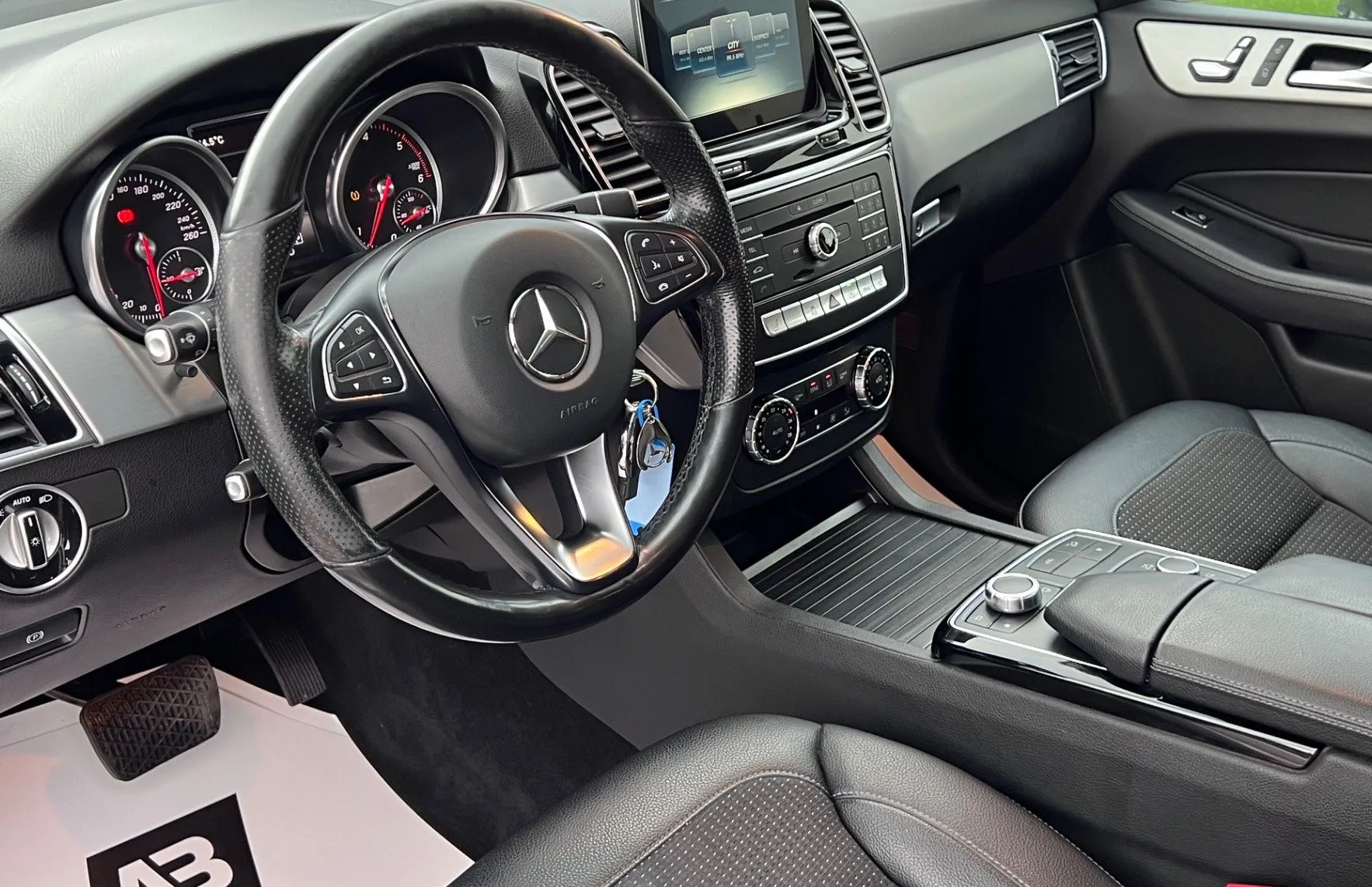 Zunanja slika - Mercedes-Benz GLE-Razred - GLE 250 d 4MATIC+SLO+1.LAST+LED... - 11
