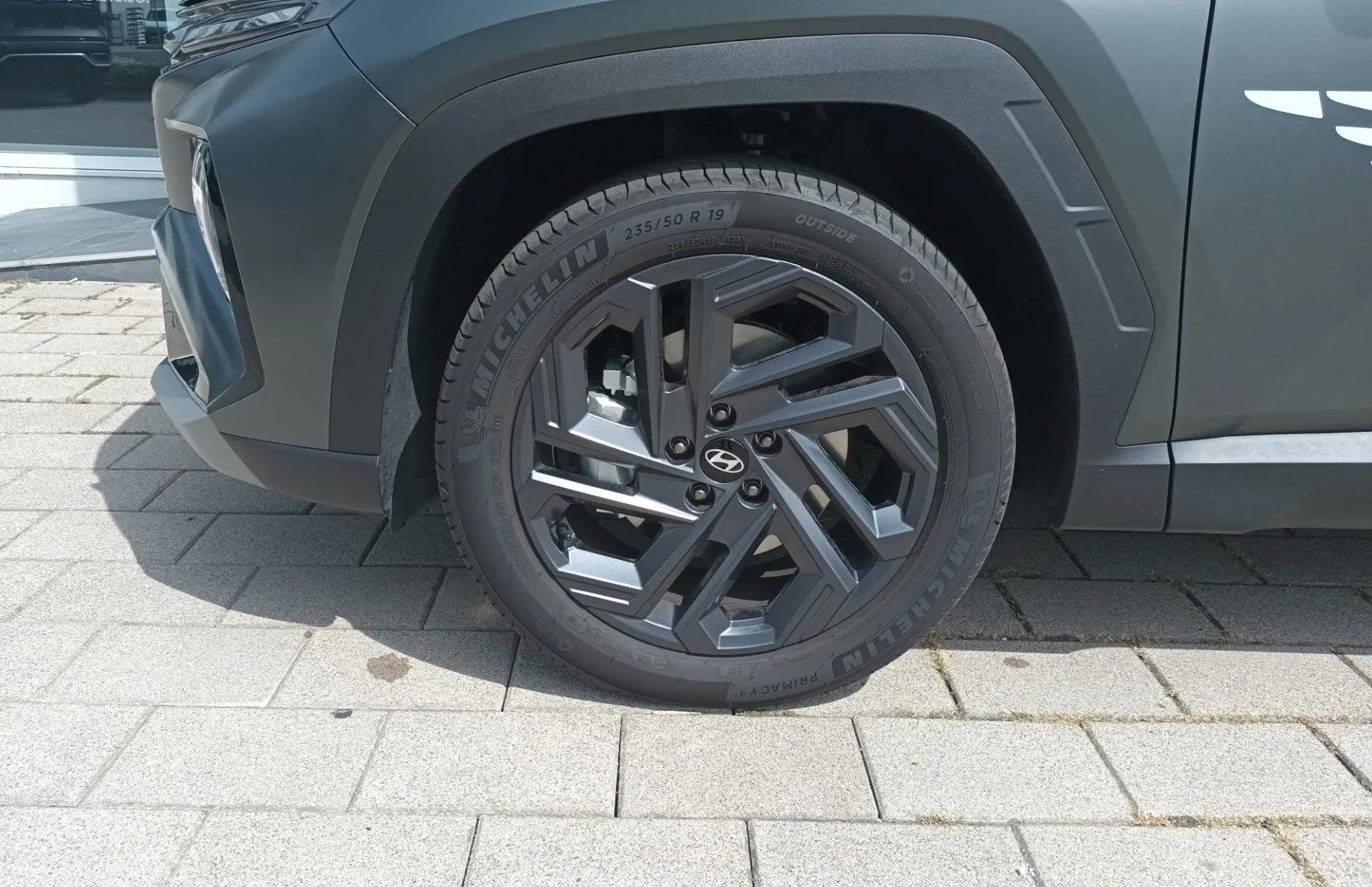 Zunanja slika - Hyundai Tucson - 1.6T T-GDI 150 ISG Style Black Line DCT.WINTER 2.P - 3