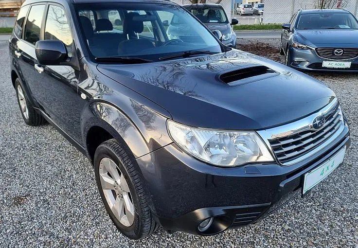 Zunanja slika - Subaru Forester - 2.0D 4X4 - HITRI KREDIT BREZ POLOGA - 6