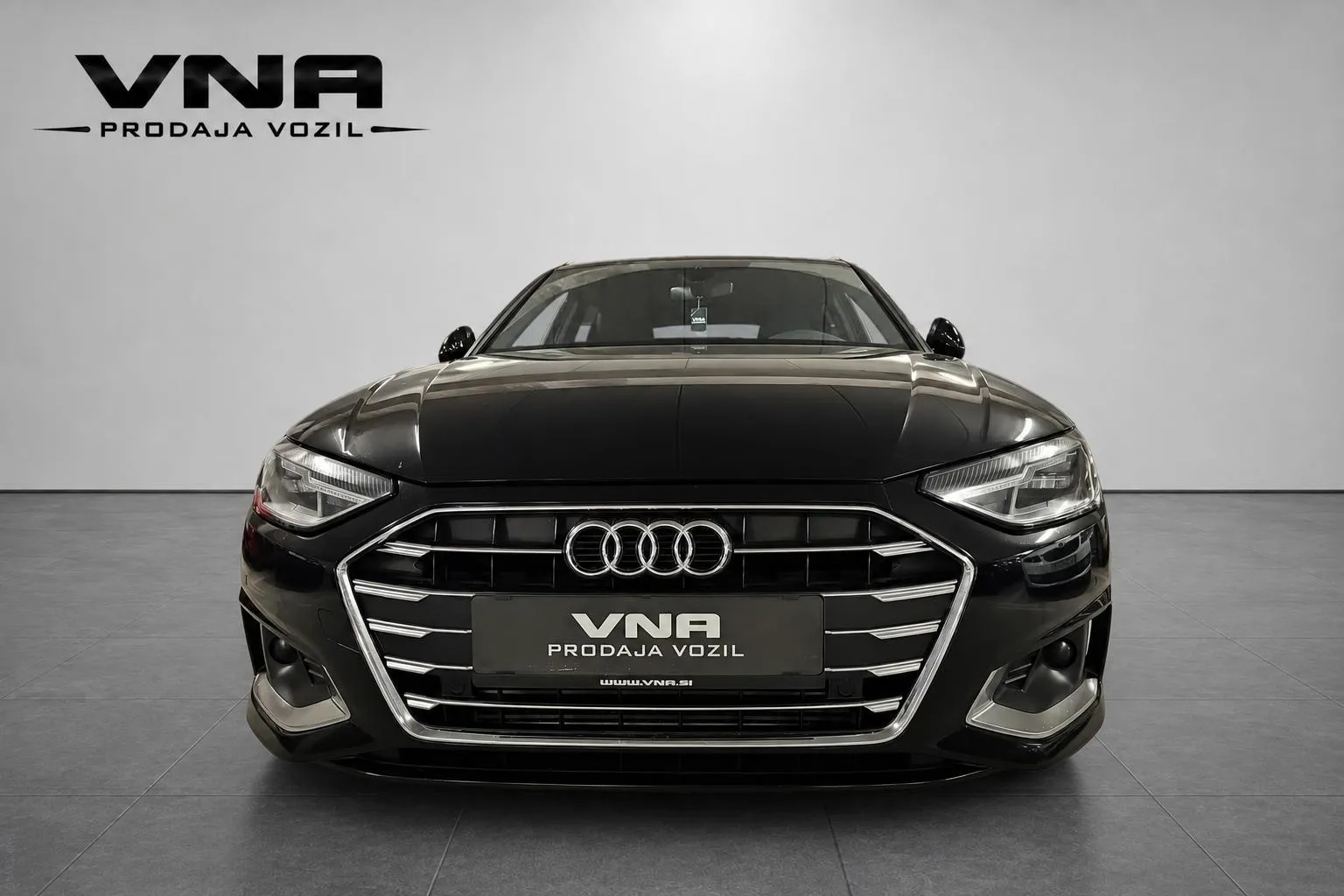 Zunanja slika - Audi A4 Avant - TFSI S-TRONIC |S-LINE|VIRTUAL|AMBIENT|GR-SED|TOP| - 2