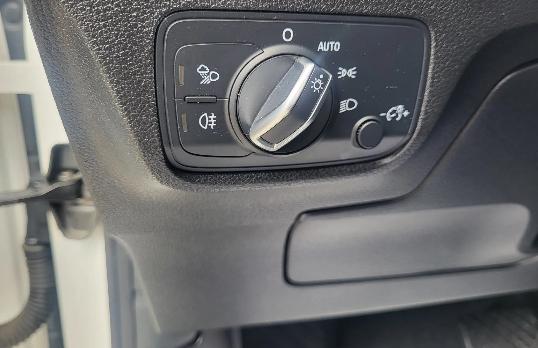 Zunanja slika - Audi Q2 - 2.0 TDI S-tronic alu-pdc-navi-led-vl.kljuka-usnje - 15