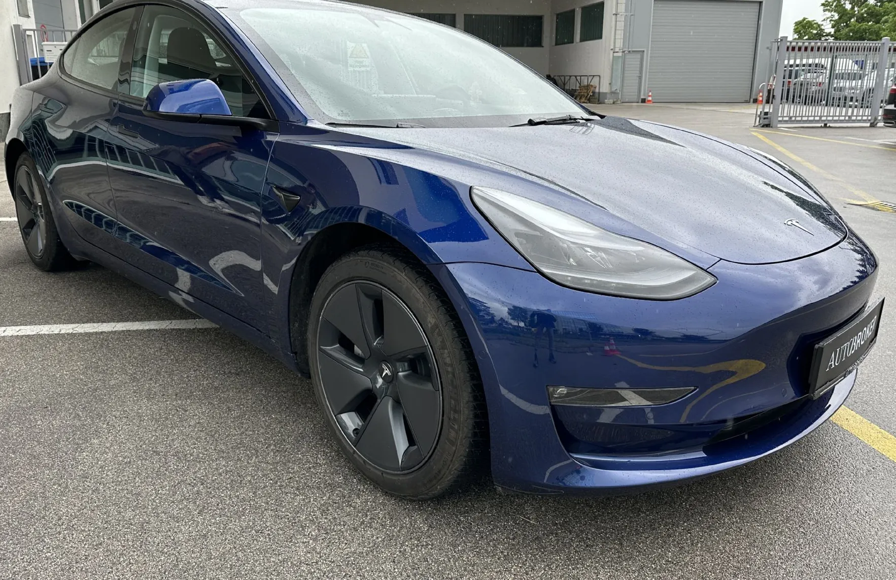 Zunanja slika - Tesla Model 3 - Long Range AWD  Avtopilot Slovensko vozilo - 3