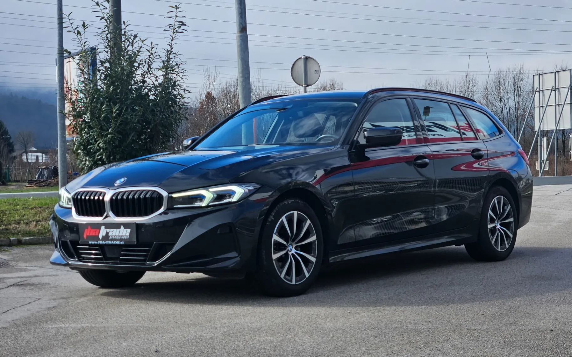 Zunanja slika - BMW Serija 3 - 318i Touring Avt.G21N - 4