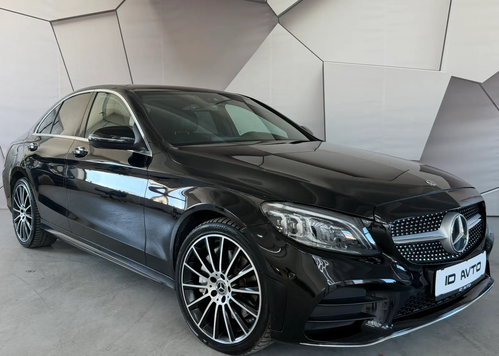 Zunanja slika - Mercedes-Benz C-Razred - C 300 d 4MATIC AMG Line Avt. - 1