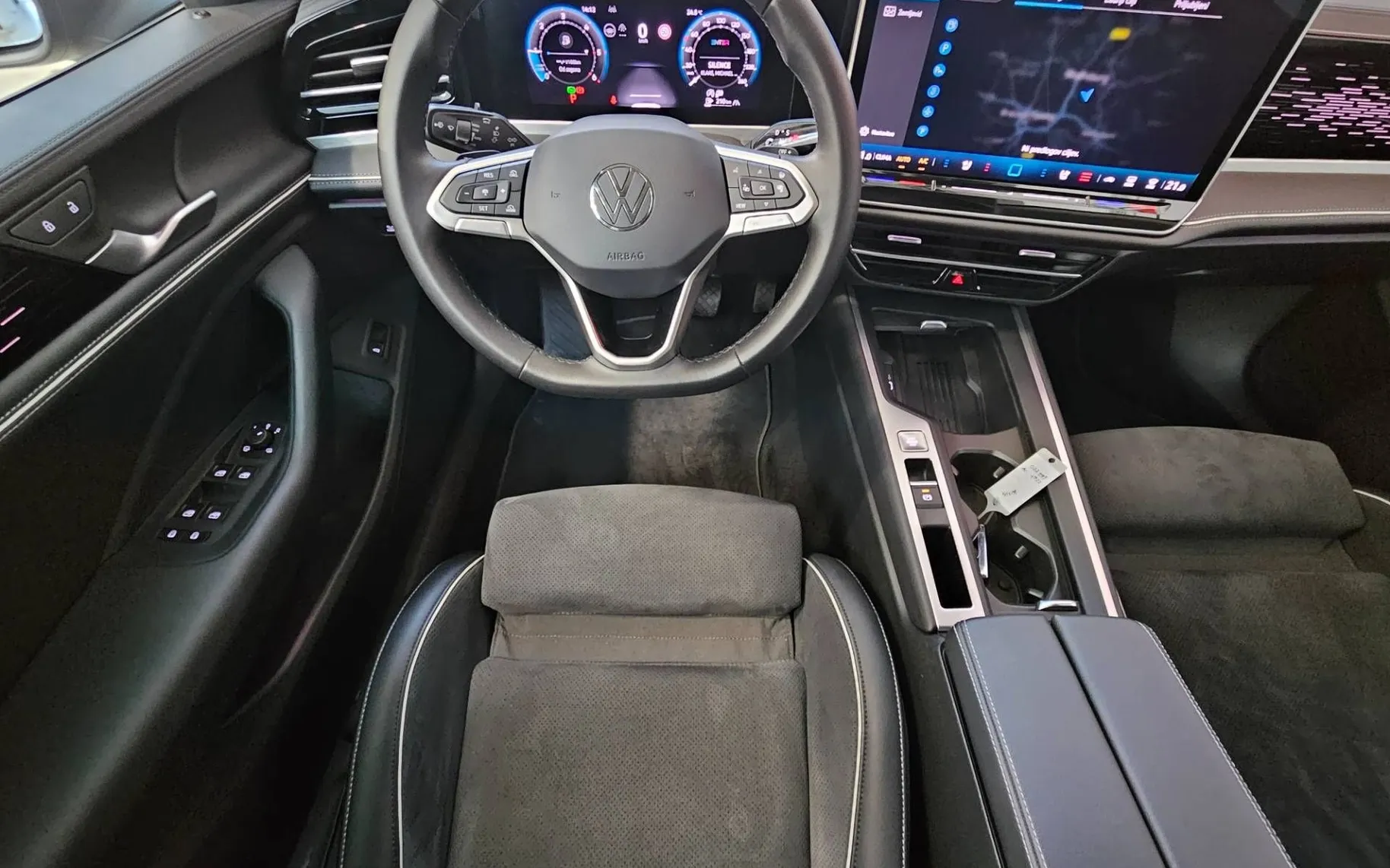 Notranja slika - Volkswagen Passat Variant - 2.0 TDI BMT Business DSG - 7