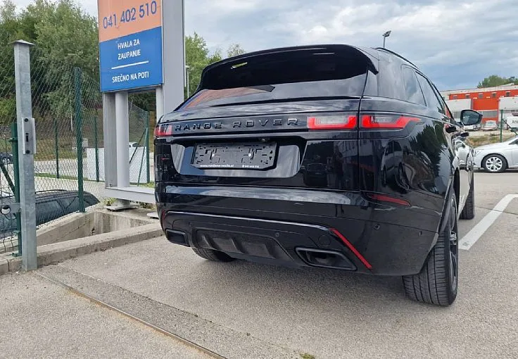 Zunanja slika - Land Rover Range Rover Velar - 3.0d I6 D300 MHEV R-Dynamic HSE Avt. BLACK PAKE - 7