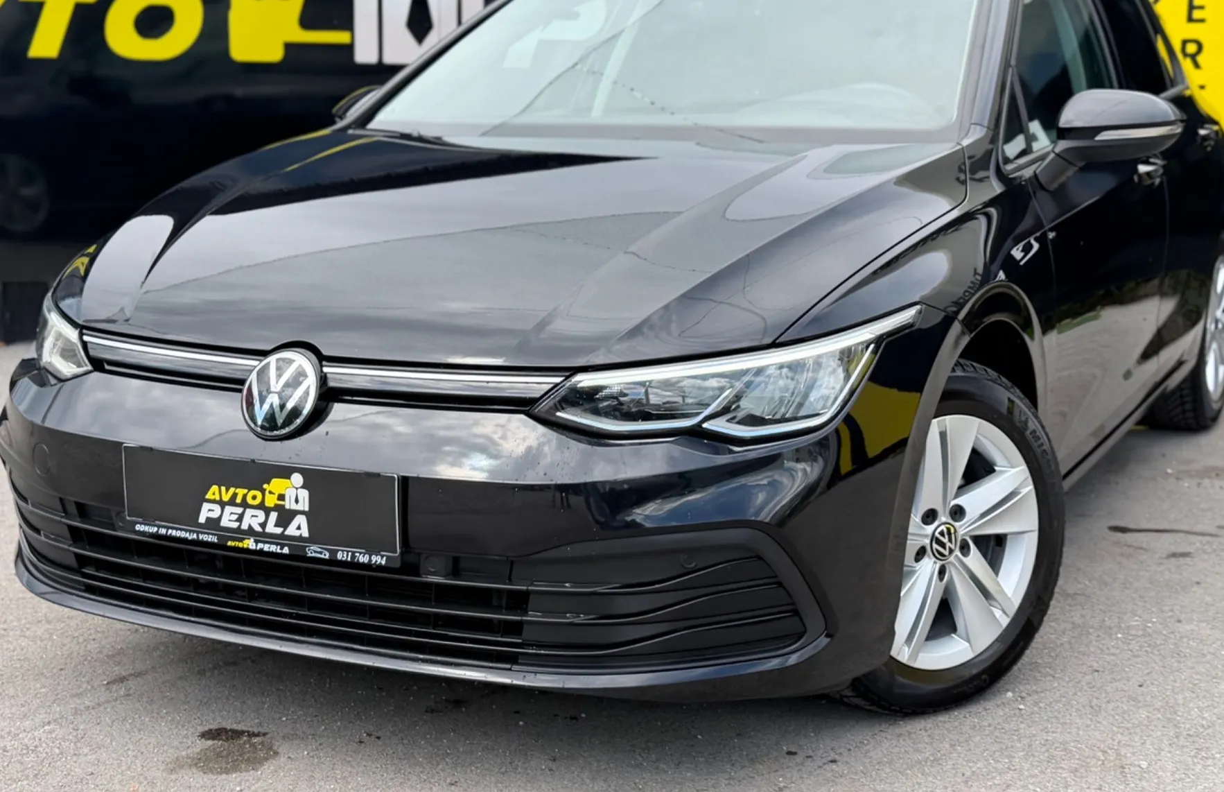 Zunanja slika - VW Golf - 2.0 TDI BMT DSG-LE 70.000KM-KOT NOV-ACC - 1