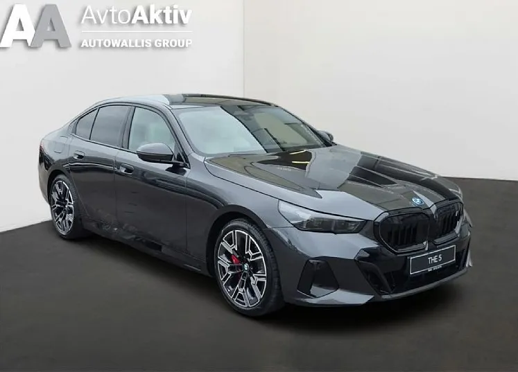 Zunanja slika - BMW i5 - xDrive40  AT - 2