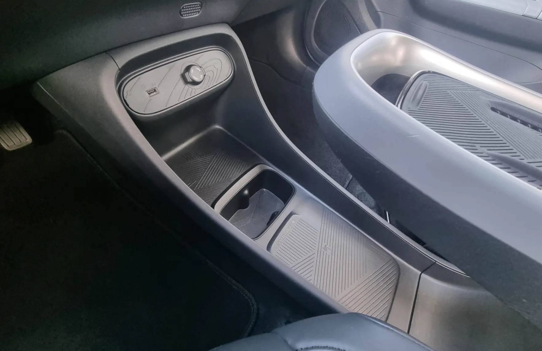 Zunanja slika - Dongfeng Box - 42.3 kWh - KOT NOV - SAMO 7.709km - TOP OPREMA - 16