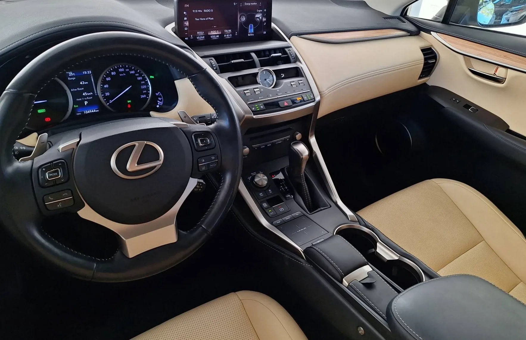 Zunanja slika - Lexus NX - 300h AWD Luxury•GRETJE•HLAJENJE SEDEŽEV•ACC•KAMERA - 9