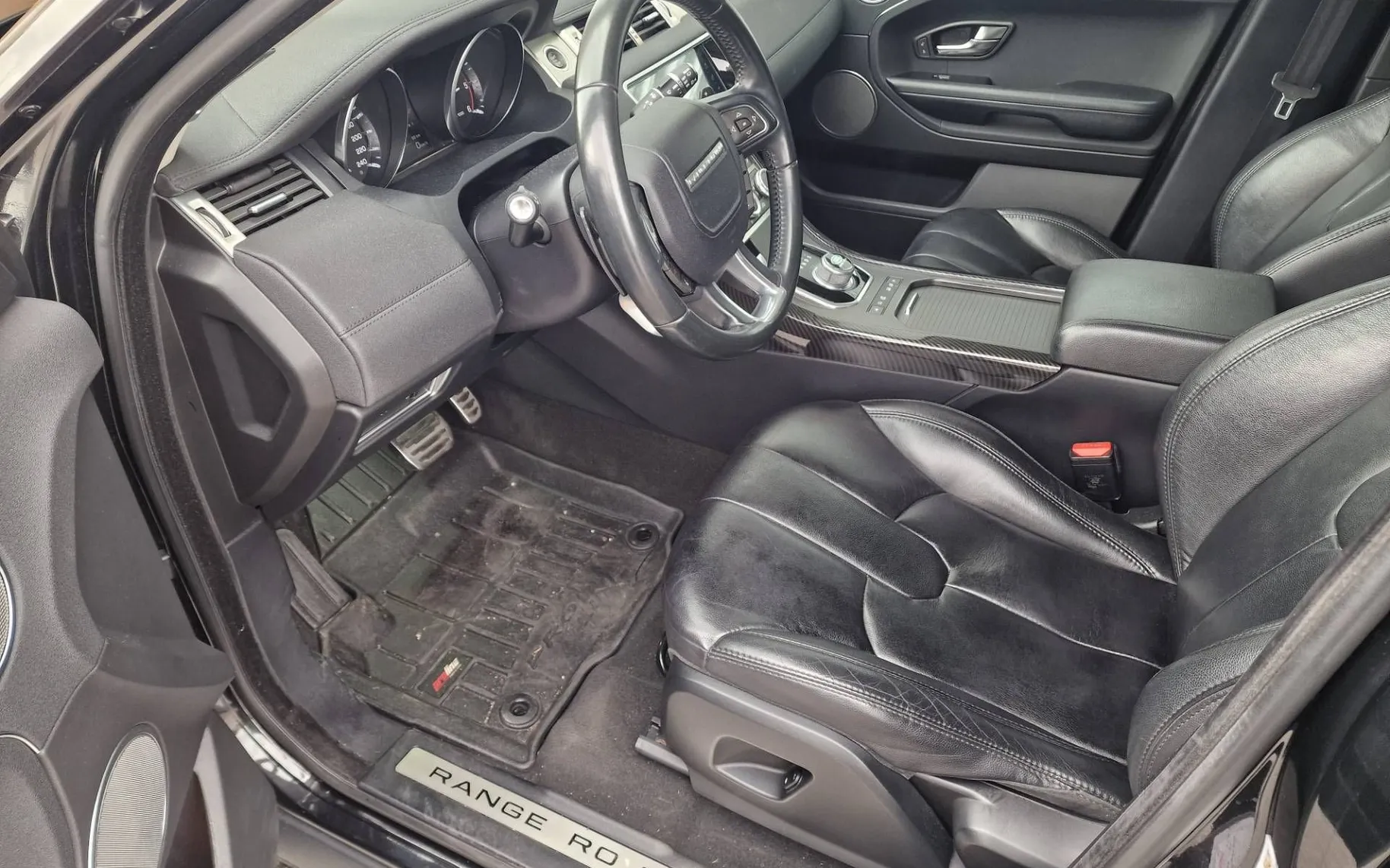 Notranja slika - Land Rover Range Rover Evoque - 2.2 eD4 - 12