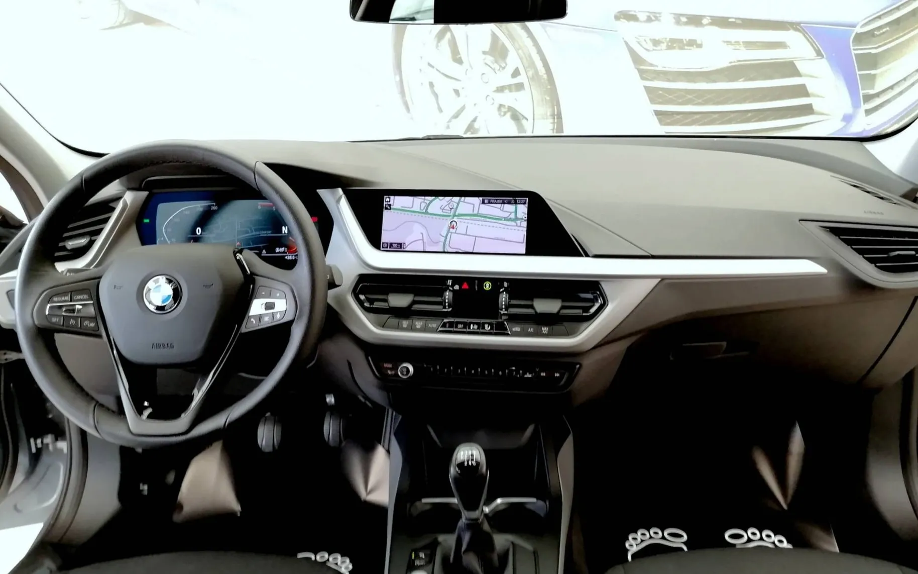 Zunanja slika - BMW serija 1: - 116d FULL LED ALU PDC 1.LASTNIK-KOT-NOV-81000KM... - 6