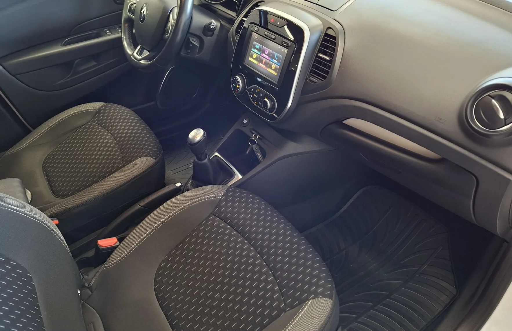 Zunanja slika - Renault Captur - Intens dCi 90-SLO-LED-NAVI-KAMERA-2X PDC- - 9